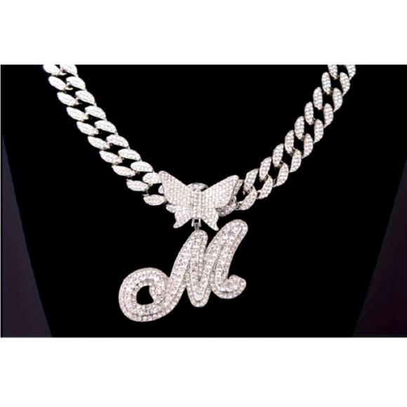 Mystery jewelry box make an offer - Picture 12 of 16